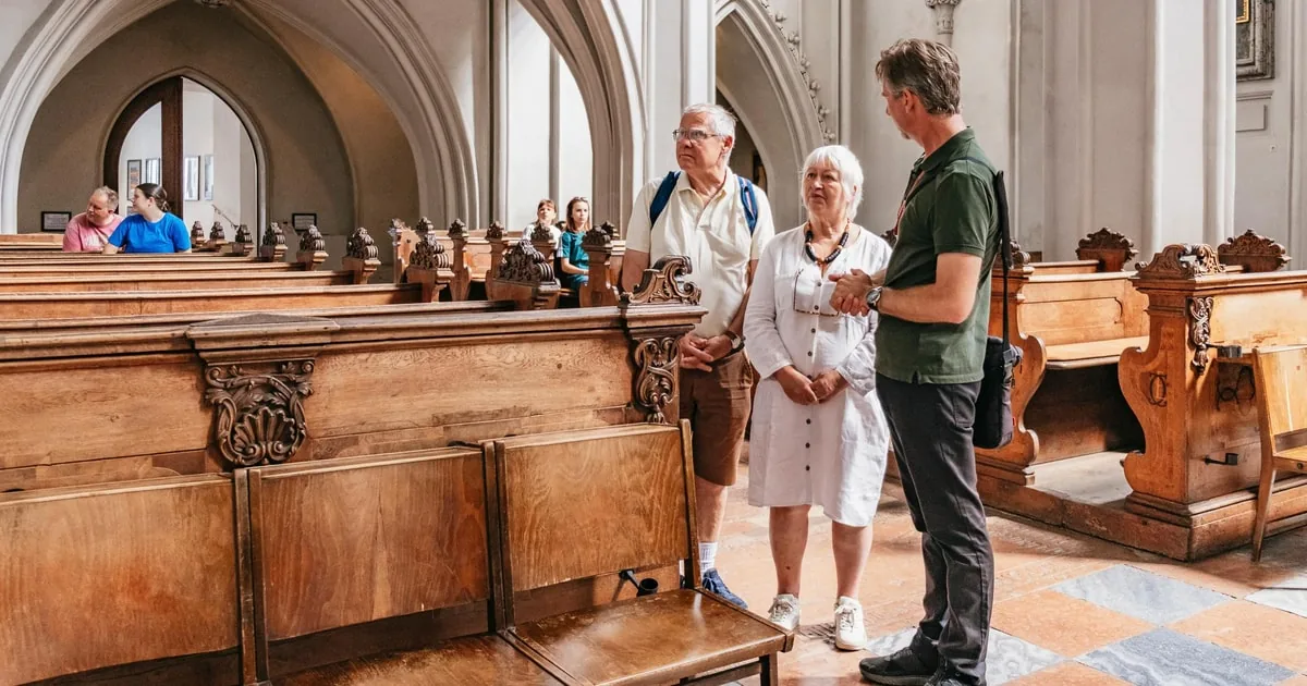 Vienna: Hofburg and Empress Sisi Museum Guided Tour